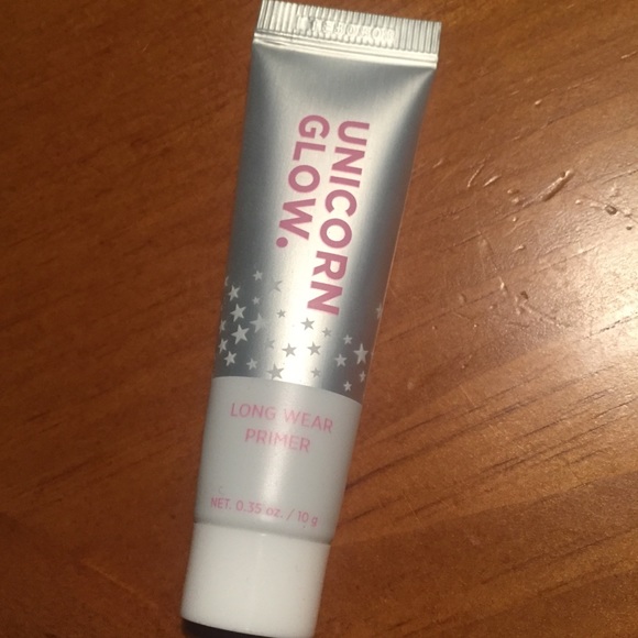 Unicorn Glow Long Wear Primer - Picture 2 of 6